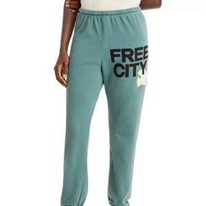 Free city sweatpants surplus green